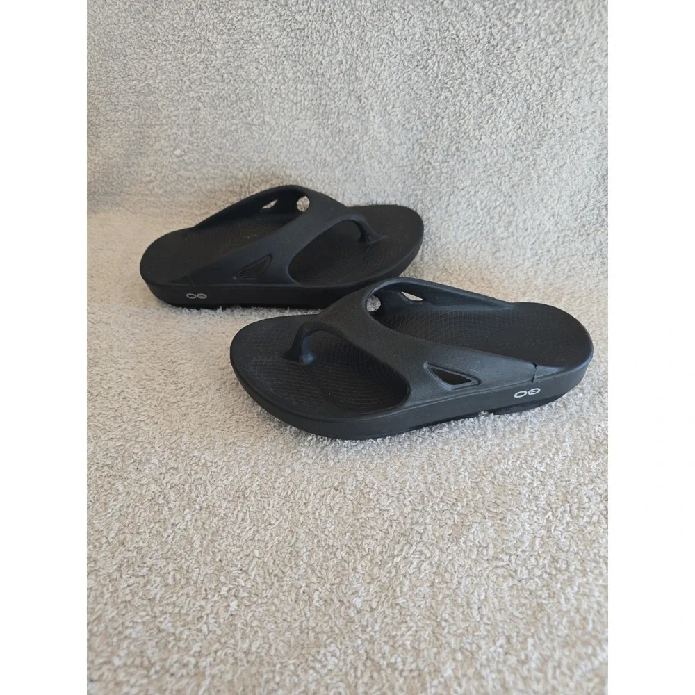 OOFOS OOriginal Recovery Foam Oohlala‎ Sandals Black Unisex Women's 7 Men's 5